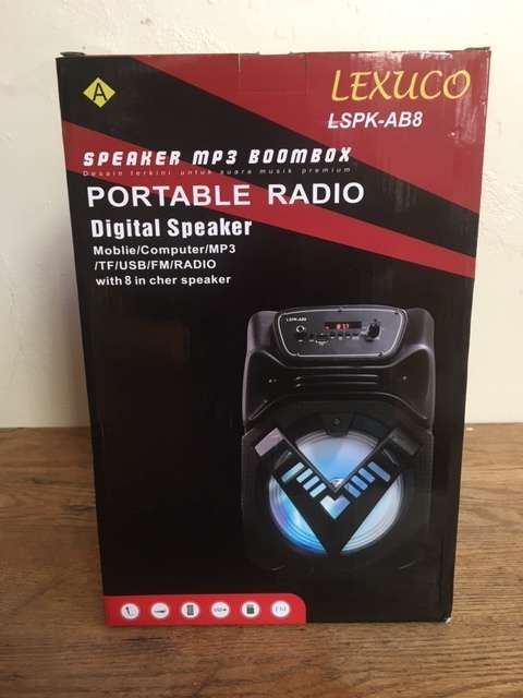 PORTABLE MP3 BOOMBOX 8`