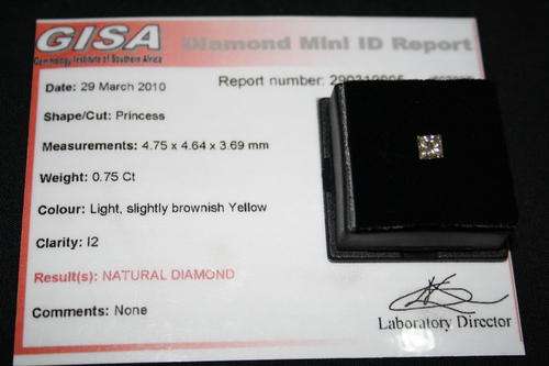 0.75 ct PRINCESS CUT,certified