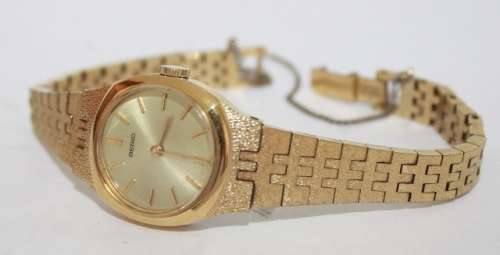 Seiko-Machanical Watch-Looks Almost like new-Works