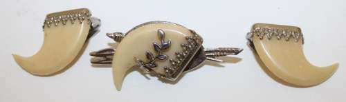 African Lion Claw-Pendant and Ear Rings(clip on)-Kruger Park-Synthetic-Top Quality Replica.