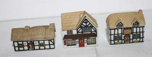 Wade England-Miniature Buildings-England-Post Office/Why Not Inn/Farm House-Three