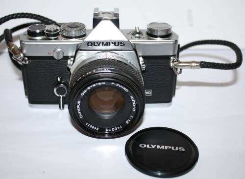 Olympus OM-1 S.L.R. Camera--Olympus OM-System-F.Zuiko  Auto-S 1: 1.8  f= 50mm