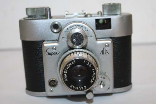 Samoca-35 Super-with Original Bag-Shutter Fires-Well Looked After.