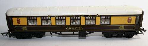 Hornby/Triang-R228-Pullman Coach-"Ruth"
