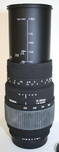 Sigma-Zoom Lens..70-300mm 1:4-5.6 DG