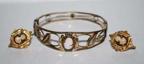 Cameo-Lustern-12K.G.F. Bangle and Cameo Earings.
