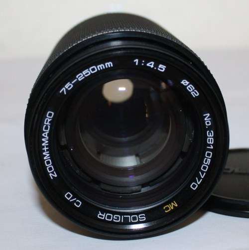 Soligor c/d Zoom+ Macro 75-250mm f4.5 Lens-Good Condition