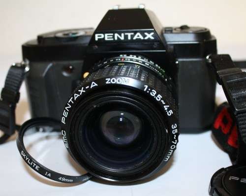 Pentax P30n Pentax-A 1:3.5-4.5 35-70mm Lens. including Cap and Filter.