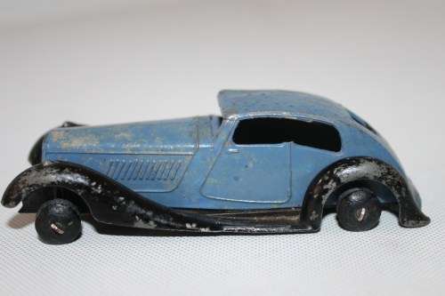 Dinky **Pre-War 24e Super Streamlined Saloon** Black/Blue. For Restoration..As per photos.