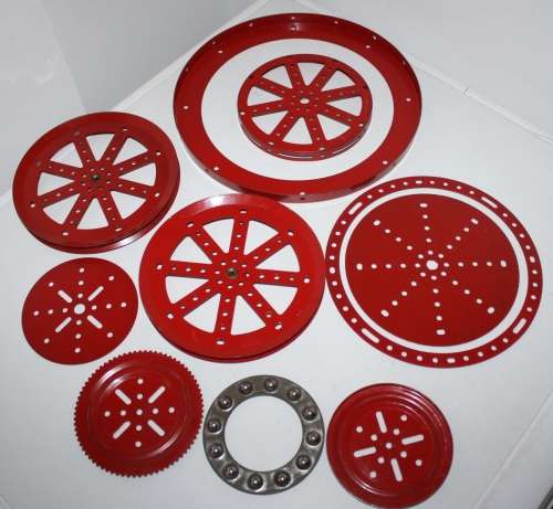 **Meccano** Parts Large Amount of Parts/Gears/Electric Motors,Smalls etc..etc..As per photos