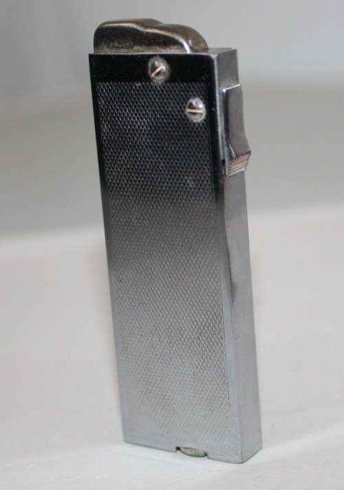 **Lighter**.."Fab.Suisse" Huren-Swiss Made...Flint Sparks...70mmx22mmx7mm