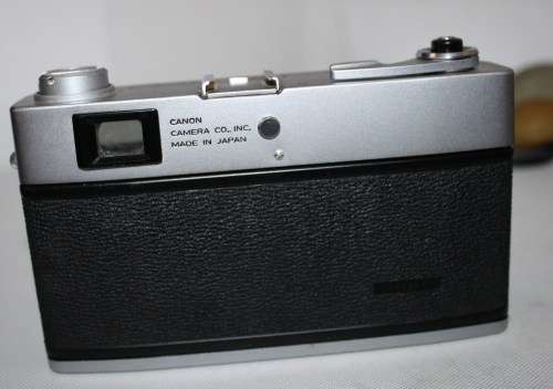 Canon **Canonet QL-19**Canon Lens SE 45mm 1:1.9..lens Clean