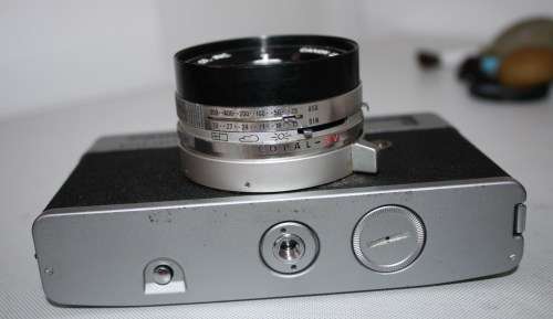 Canon **Canonet QL-19**Canon Lens SE 45mm 1:1.9..lens Clean