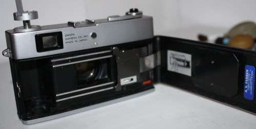 Canon **Canonet QL-19**Canon Lens SE 45mm 1:1.9..lens Clean