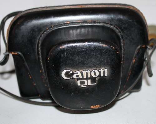 Canon **Canonet QL-19**Canon Lens SE 45mm 1:1.9..lens Clean