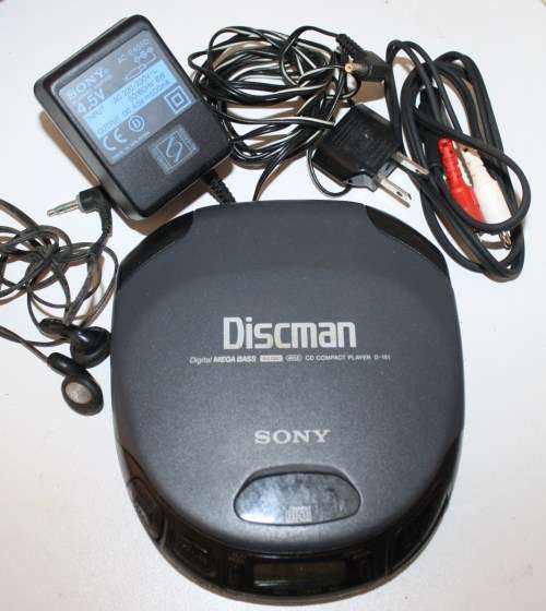 **Sony Discman D151** "Digital Mega Bass"Excellent Sound with SennheiserHD 21 2Pro Head Phones