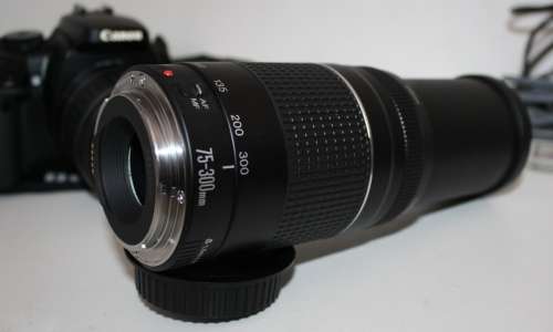 **Canon EOS 400D Digital** Including Canon EF-S 18-55mm 1:3.5-5.6 ii(USM) Lens plus 75-300mm Lens.