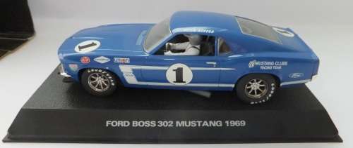 **Scalextric**Ford Boss 302 Mustang -"Mustang Clubs Racing Team"..Not tested.
