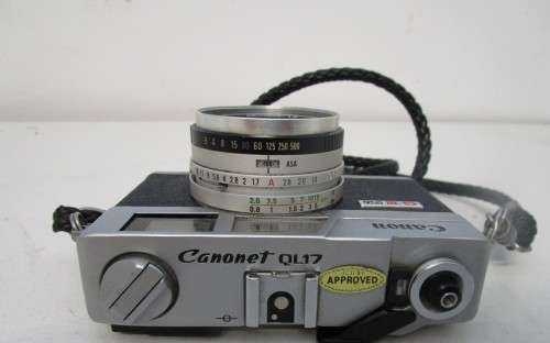 **Canon QL 17 G-III QL** Rangefinder Camera..Canon 1:1.7 40mm Lens(Needs Cleaning)