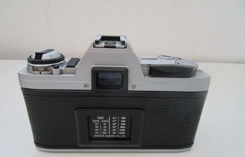 **Minolta X-300** Minolta MD Zoom 28-70mm 1:3.5-4.8 Lens(Clean)