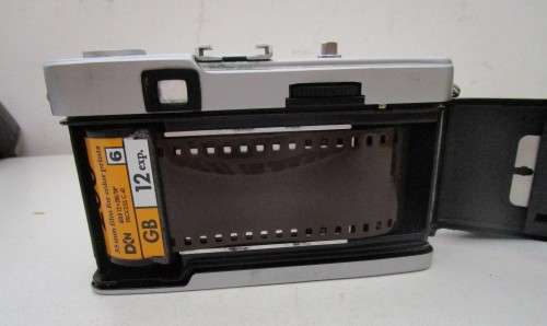 **Olympus Trip 35**...Good Condition..Lens Clean...Olympus D.Zuike 1:2.8 f=40mm Lens.