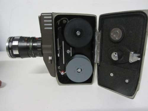 **Yahica 8-E** 8mm Movie Camera....Yashica Zoom 1:2.8 f=12.5-37.5mm Zeica Lens..Turning when Winded.