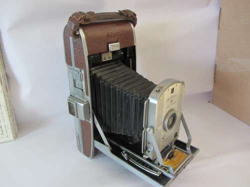 **Polaroid Land Camera**Model 95 A....Good Cosmetic Condition....Shutter Fires...Not Tested