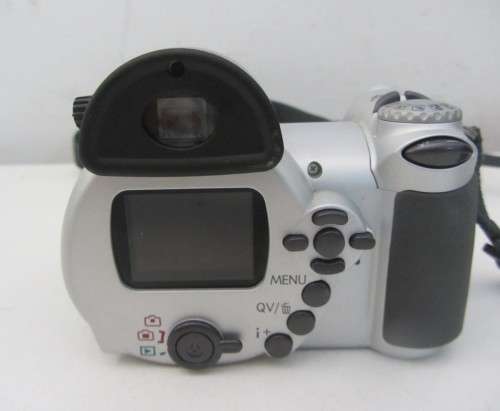 **Konica/Minolta-Dimage Z 10**Digital 36-200mm 1:3.2-3.4(Equiv 135) Lens...Incl Memory Card
