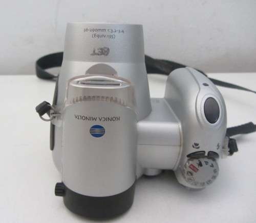 **Konica/Minolta-Dimage Z 10**Digital 36-200mm 1:3.2-3.4(Equiv 135) Lens...Incl Memory Card