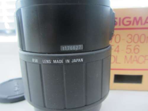 **Sigma 70-300mm F 4-5.6**DL Macro for Minolta....Good condition.
