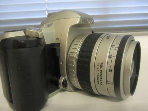 **Pentax M Z-6**S.L.R.35mm Camera-SMC Pentax-FA 1:4-5.6 35-80mm Lens..