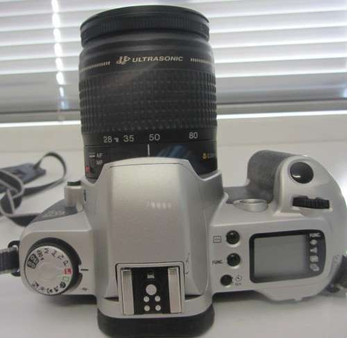 **Canon EOS 500 N**35mm S.L.R. Camera-Canon Zoom EF 28-80mm1:3.5-5.6 iv Lens.