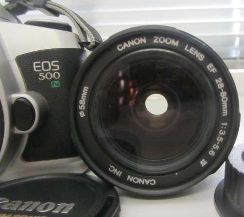 **Canon EOS 500 N**35mm S.L.R. Camera-Canon Zoom EF 28-80mm1:3.5-5.6 iv Lens.
