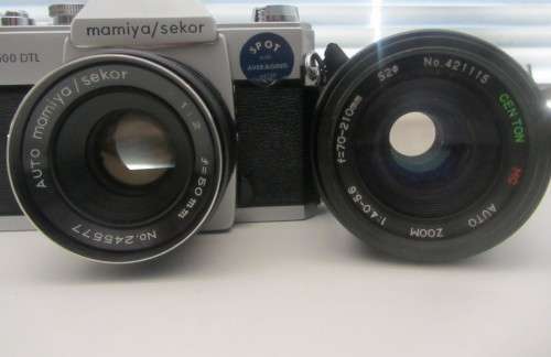 **Mamiya/Sekor 500 DTL**35mm Film Camera-Auto Mamiya/Sekor 1:2 f=50mm Lens Plus Centon Zoom and Tele