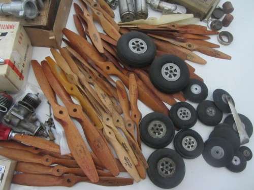 **Model Plane Engines** Kosmic/Fox/McCoy/Sky etc Jetex and Pellets, Props/Wheels As per Photos