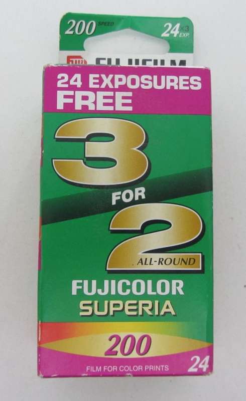 **Fujicolor Superia 200**Sealed 24 exp-Out Dated