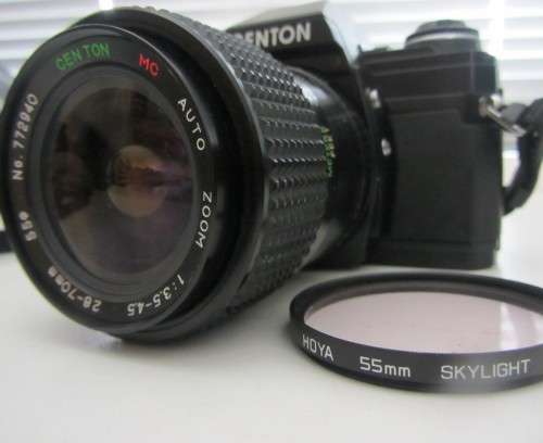 **Centon DF/300/Minolta X-300**Centon Zoom 1:3.5-4.5 28-70mm Lens(Manual Focus)