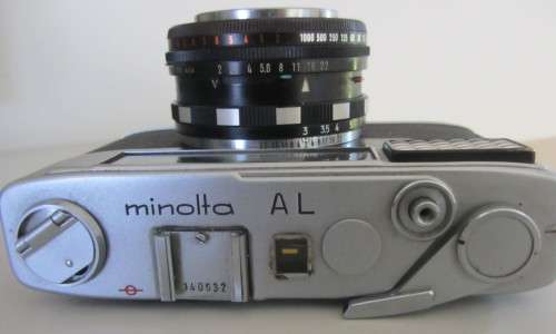 **Minolta AL**35mm Film Camers-Incl Exposure Meter,Instructions,Lens Hood.Original Bag