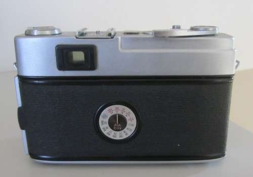 **Minolta AL**35mm Film Camers-Incl Exposure Meter,Instructions,Lens Hood.Original Bag