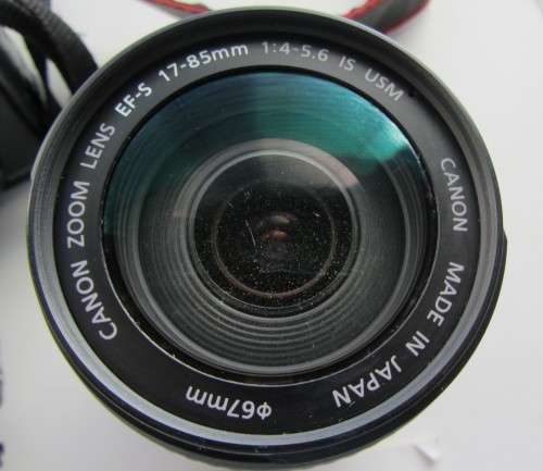 **Canon EOS 20 D**Canon EF-S 18-55mm 3.5-5.6 ii Plus Canon EF-S 17-85mm 4-5.6 IS USM Lenes