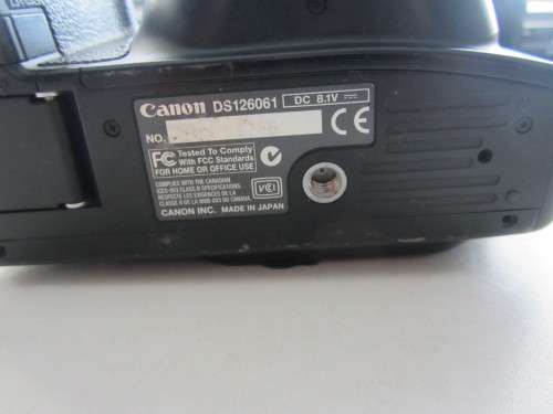 **Canon EOS 20 D**Canon EF-S 18-55mm 3.5-5.6 ii Plus Canon EF-S 17-85mm 4-5.6 IS USM Lenes