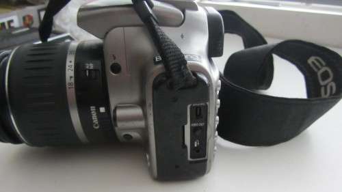 Canon EOS 300 D Digital Camera-Canon EF-S 18-55mm 1:3.5-5.6 Lens-Incl Charger Instructions Caps
