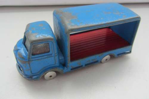 Corgi Toys-Karrier Bantam-Original-As per Photos-Missing Tyres