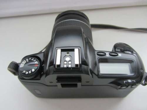 Canon EOS 3000 S.L.R. Canon EF 28-80m 3.5-5.5ii Lens No Fungus or Haze.-Very Good Condition.