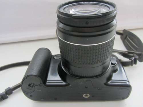 Canon EOS 3000 S.L.R. Canon EF 28-80m 3.5-5.5ii Lens No Fungus or Haze.-Very Good Condition.
