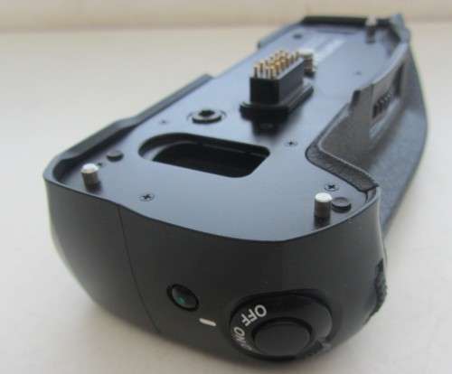 Pentax Battery Grip D-BG2 For Pentax K200D Diginal Camera