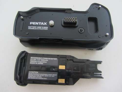 Pentax Battery Grip D-BG2 For Pentax K200D Diginal Camera