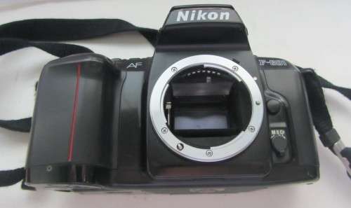 Nikon F-601-AF-Body Working-Good condition.