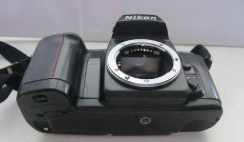 Nikon F-601-AF-Body Working-Good condition.