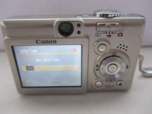 Canon Digital Ixus 40 Camera-Excellent Condition-Working No Charger-Two Batteries/Mem Cards/Bag